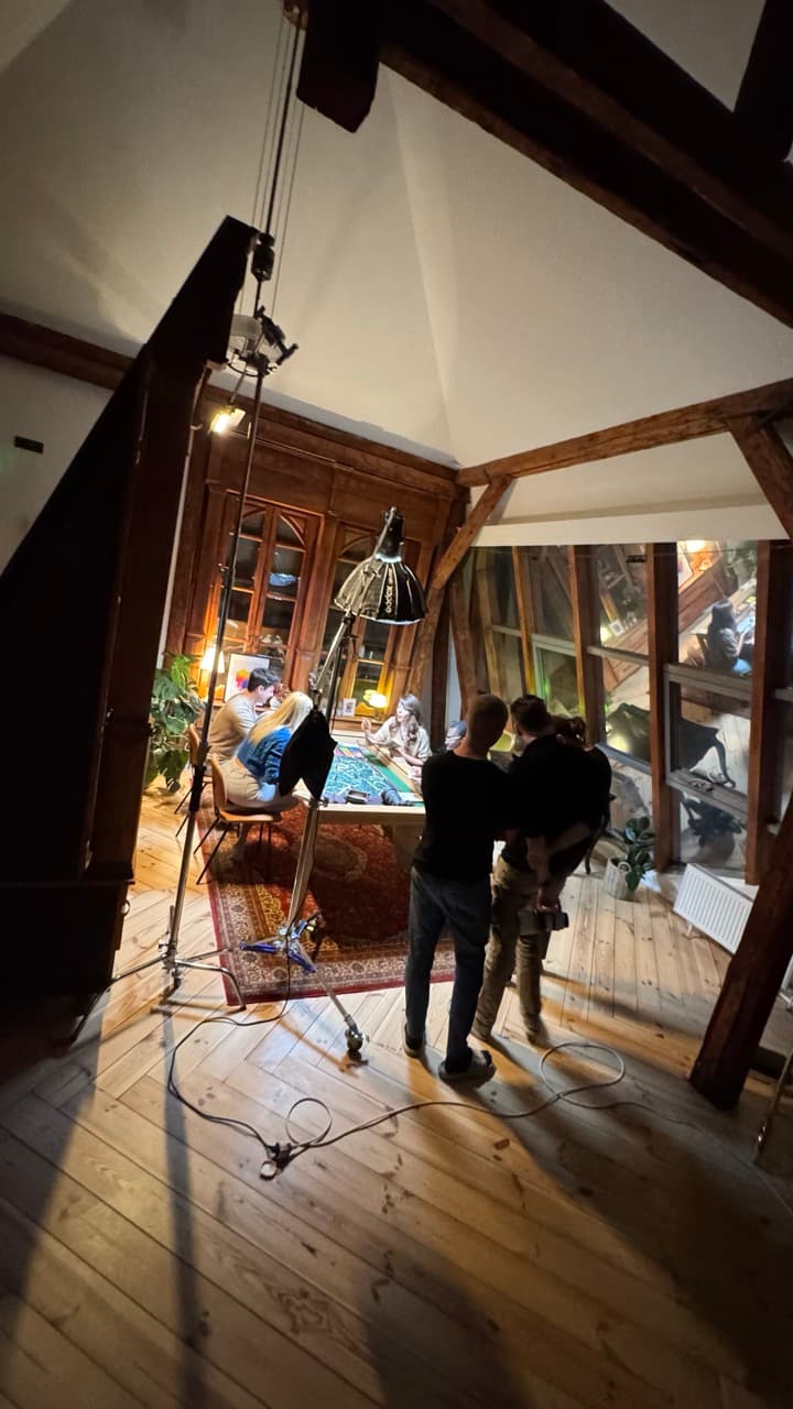 Behind the scenes detail